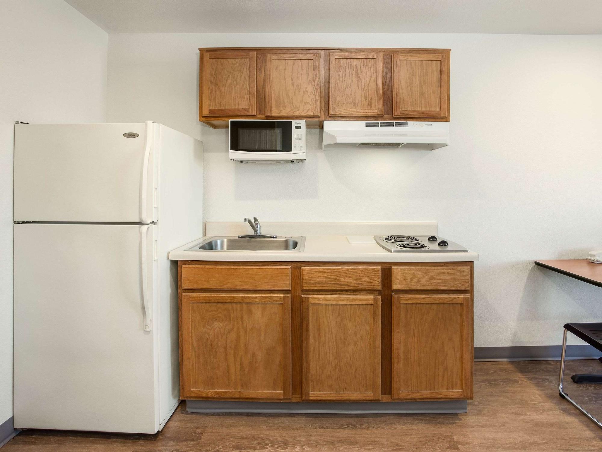 Extended Stay America Select Suites - Gulfport Exterior photo